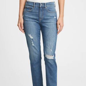 [SOLD] GAP Mid Rise Distressed Vintage Slim Jeans with Washwell